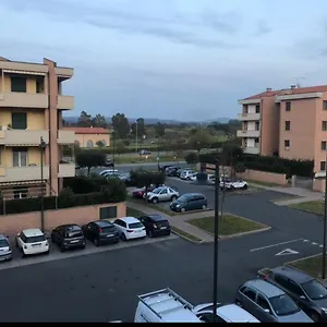 Accogliente E Spazioso A Cecina Appartamento