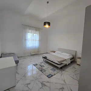 Affitta Tra Mari E Monti Appartamento